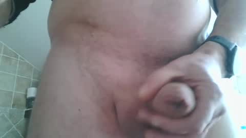 Snapshot of azzlis chatting on 02/19/25, 08:33 huge mature cock online show from 02/19/25, 08:33