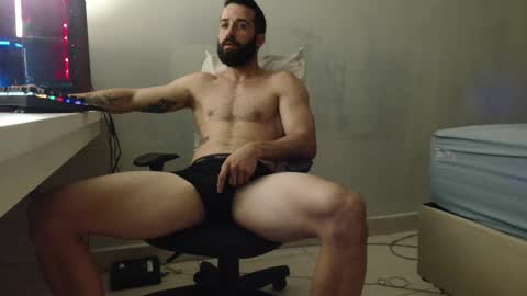 Snapshot of b0ycan chatting on 02/08/26, 10:57 b0ycan online show from 02/08/26, 10:57