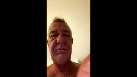 benito online show from 10/01/25, 09:32