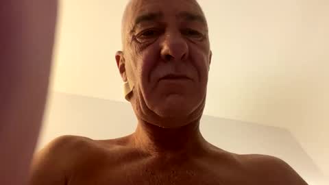 benito online show from 10/07/25, 08:06