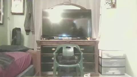 b_johnson530 online show from 12/04/25, 01:48