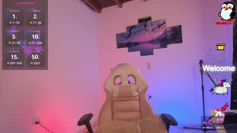 Snapshot of baaby_boyy chatting on 02/15/25, 12:04 odeley online show from 02/15/25, 12:04