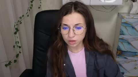 Anya online show from 05/21/26, 08:05