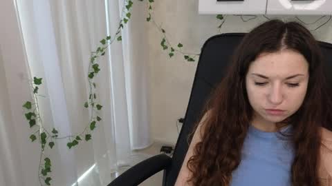 Anya online show from 06/05/26, 07:25