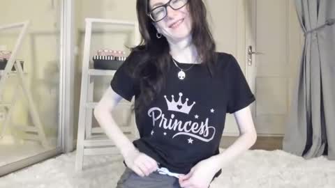 babby_jewel online show from 02/02/25, 11:08