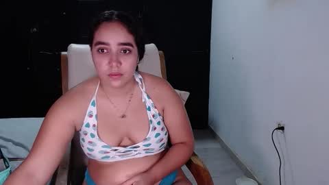 Snapshot of babby_swet chatting on 11/17/25, 10:54 babby_swet online show from 11/17/25, 10:54