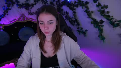 Babe online show from 10/04/25, 07:28