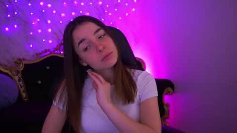 Babe online show from 03/12/26, 07:25