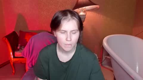 Snapshot of babees_eva chatting on 11/30/25, 11:14 Sweety Eva online show from 11/30/25, 11:14