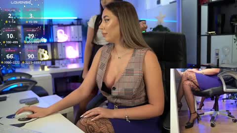 Olivia and Lexi online show from 12/15/25, 08:35