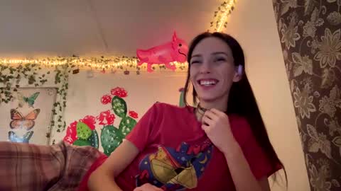 Snapshot of babiifern chatting on 01/04/25, 02:35 Fern Browning online show from 01/04/25, 02:35