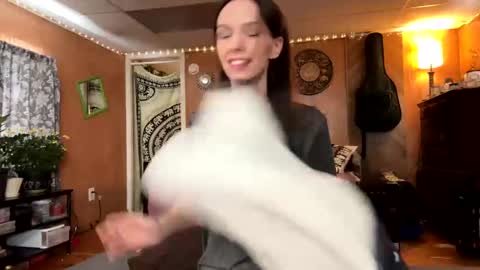 Snapshot of babiifern chatting on 02/14/25, 05:57 Fern Browning online show from 02/14/25, 05:57