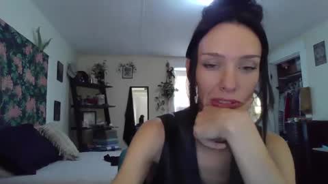 Snapshot of babiifern chatting on 09/26/25, 02:54 Fern Browning online show from 09/26/25, 02:54