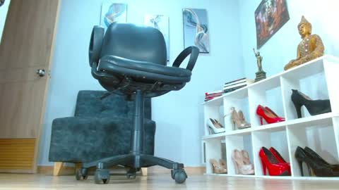 babiy_secret online show from 04/04/26, 05:38