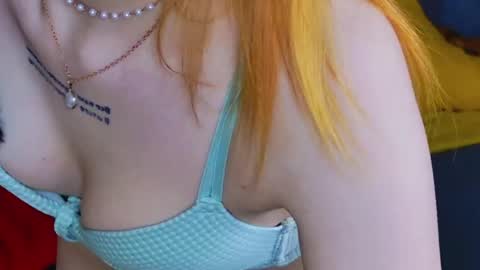 baby1cute1face online show from 04/24/26, 08:00