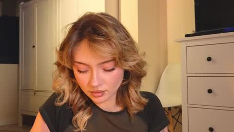 bb adele  online show from 02/19/25, 09:25