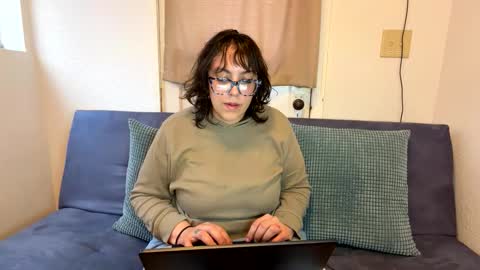 blue online show from 03/29/26, 01:27