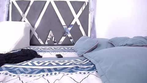 valentina online show from 12/20/25, 02:24