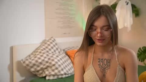 Cristy online show from 11/01/25, 01:46