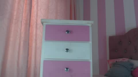 zaleya online show from 04/10/26, 02:11