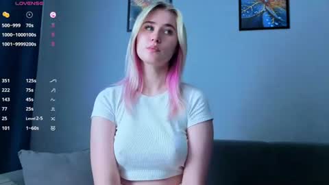 Kate online show from 06/17/26, 03:09