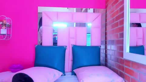 Baby online show from 02/15/26, 02:36