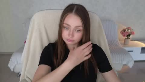 Baby emmaa online show from 06/10/26, 09:41