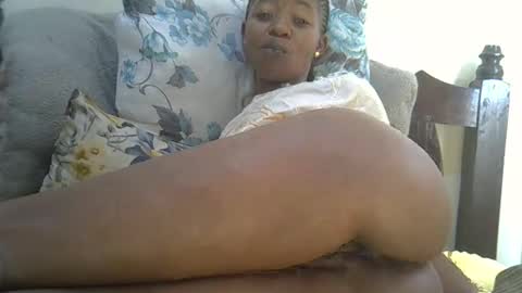 baby_facii online show from 05/19/26, 07:04