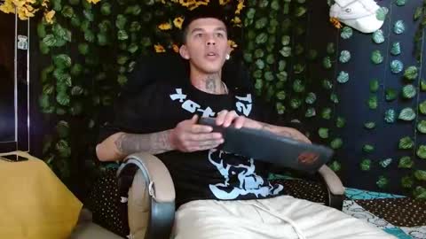 OF GxoXabs online show from 12/11/24, 01:06