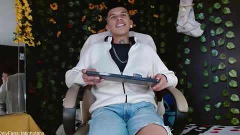 OF GxoXabs online show from 12/22/24, 05:32