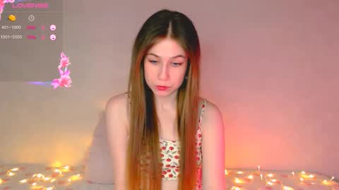 Snapshot of baby_girl_0001 chatting on 12/18/25, 06:03 Kira online show from 12/18/25, 06:03