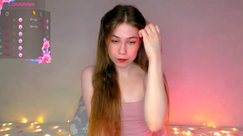 Snapshot of baby_girl_0001 chatting on 01/09/26, 10:00 Kira online show from 01/09/26, 10:00