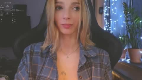 Snapshot of baby_gopn1k chatting on 12/11/24, 05:10 baby gopn1k online show from 12/11/24, 05:10