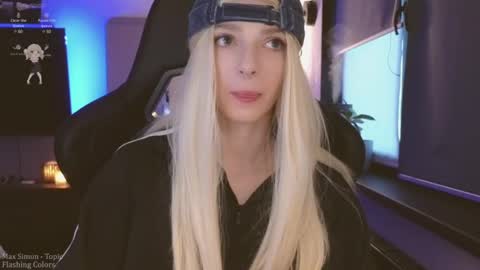 Snapshot of baby_gopn1k chatting on 02/04/25, 06:04 baby gopn1k online show from 02/04/25, 06:04