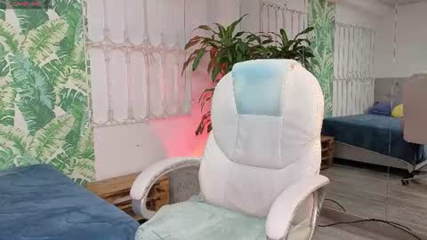 Julieta online show from 06/16/26, 12:19