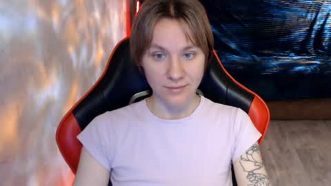 baby_kitte online show from 05/27/26, 03:36