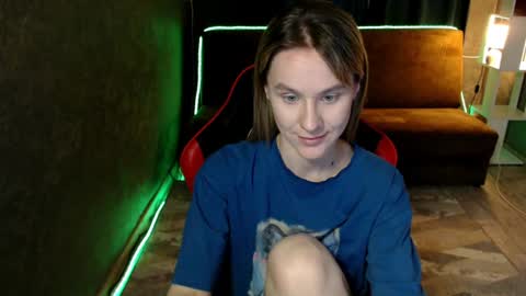 baby_kitte online show from 07/14/26, 08:41