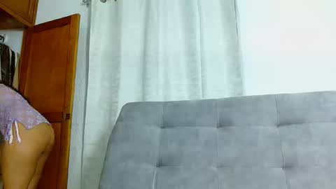 sofia online show from 02/12/26, 03:40