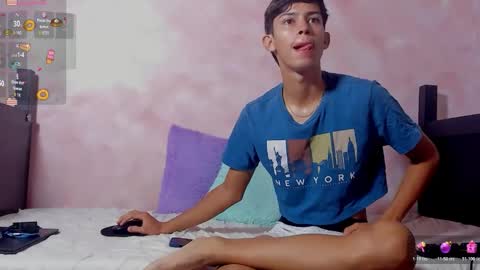 baby_noaht online show from 05/15/26, 11:17