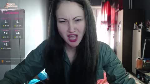 Ida and Kira online show from 10/15/25, 02:44