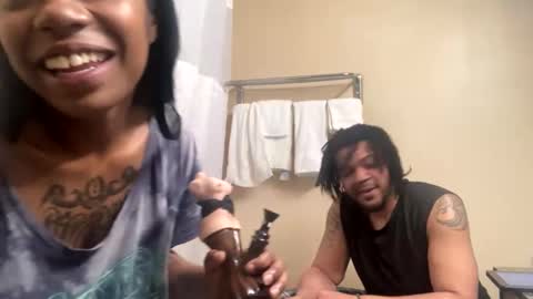 baby_tsunami online show from 02/24/25, 04:27