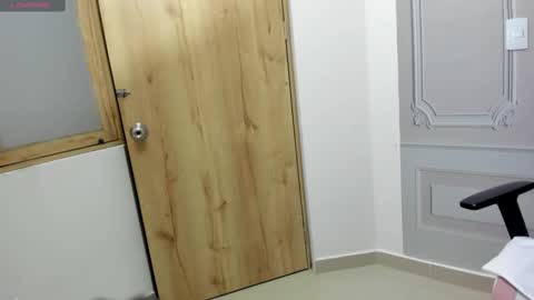 Karla  online show from 03/07/25, 10:24