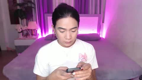   AMANDA  online show from 04/17/26, 06:44