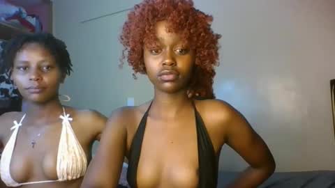 Snapshot of babybrown20 chatting on 04/16/26, 01:39 babybrown online show from 04/16/26, 01:39