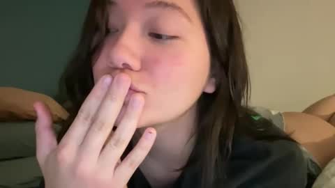 ava online show from 04/11/26, 06:07