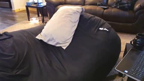 Snapshot of babydick4u2c chatting on 12/03/24, 02:36 BabyDick online show from 12/03/24, 02:36