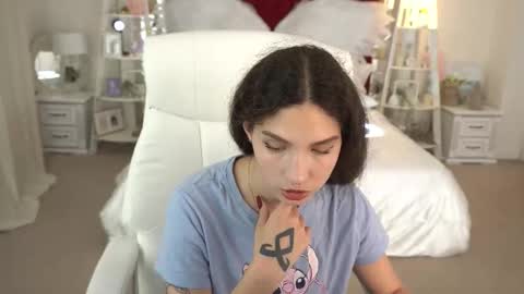 Sasha online show from 09/12/25, 07:25