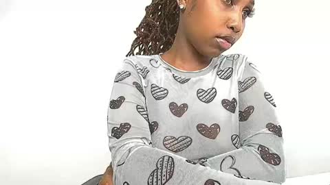 Snapshot of babygurl_barbie chatting on 01/10/25, 10:36 BARBIE online show from 01/10/25, 10:36