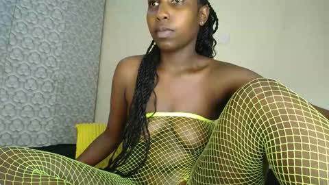 Snapshot of babygurl_barbie chatting on 09/10/25, 08:36 BARBIE online show from 09/10/25, 08:36