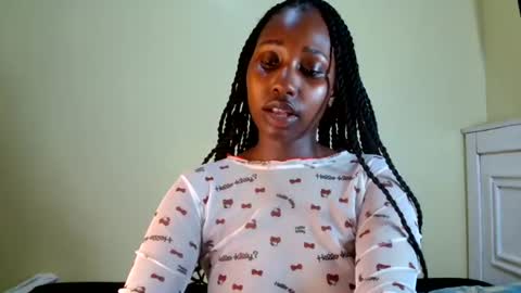 Snapshot of babygurl_barbie chatting on 07/09/26, 06:39 BARBIE online show from 07/09/26, 06:39